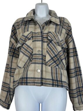 Cisano Plaid Collection Cropped Shacket Jacket Size L Cream Blue Cabincore Cozy